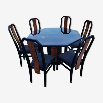 Table octogonale Paul Michel et ses chaises laquée noire et loupe d'orme