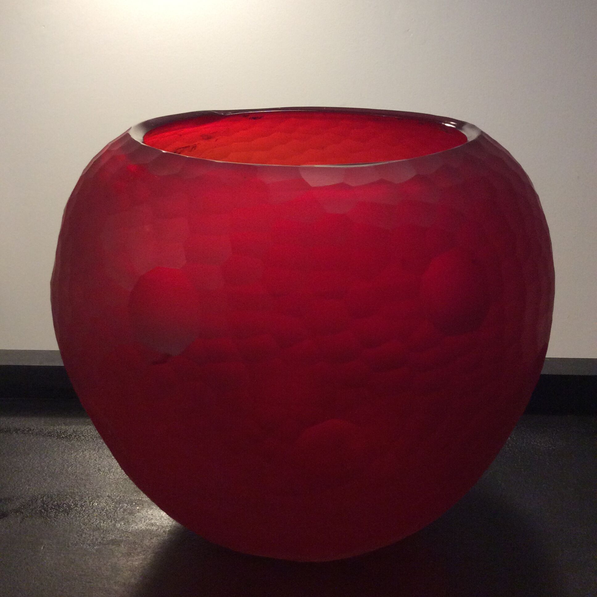 Large Vase Murano vintage ball in faceted glass paste