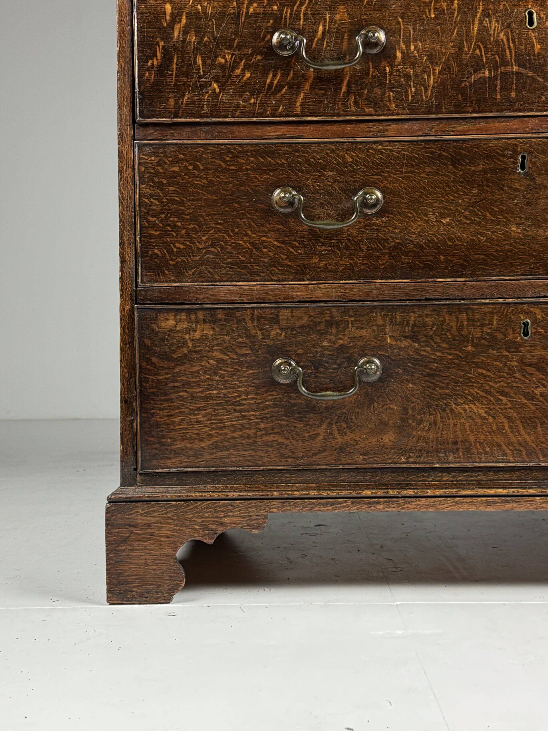 Commode anglaise antique 1780