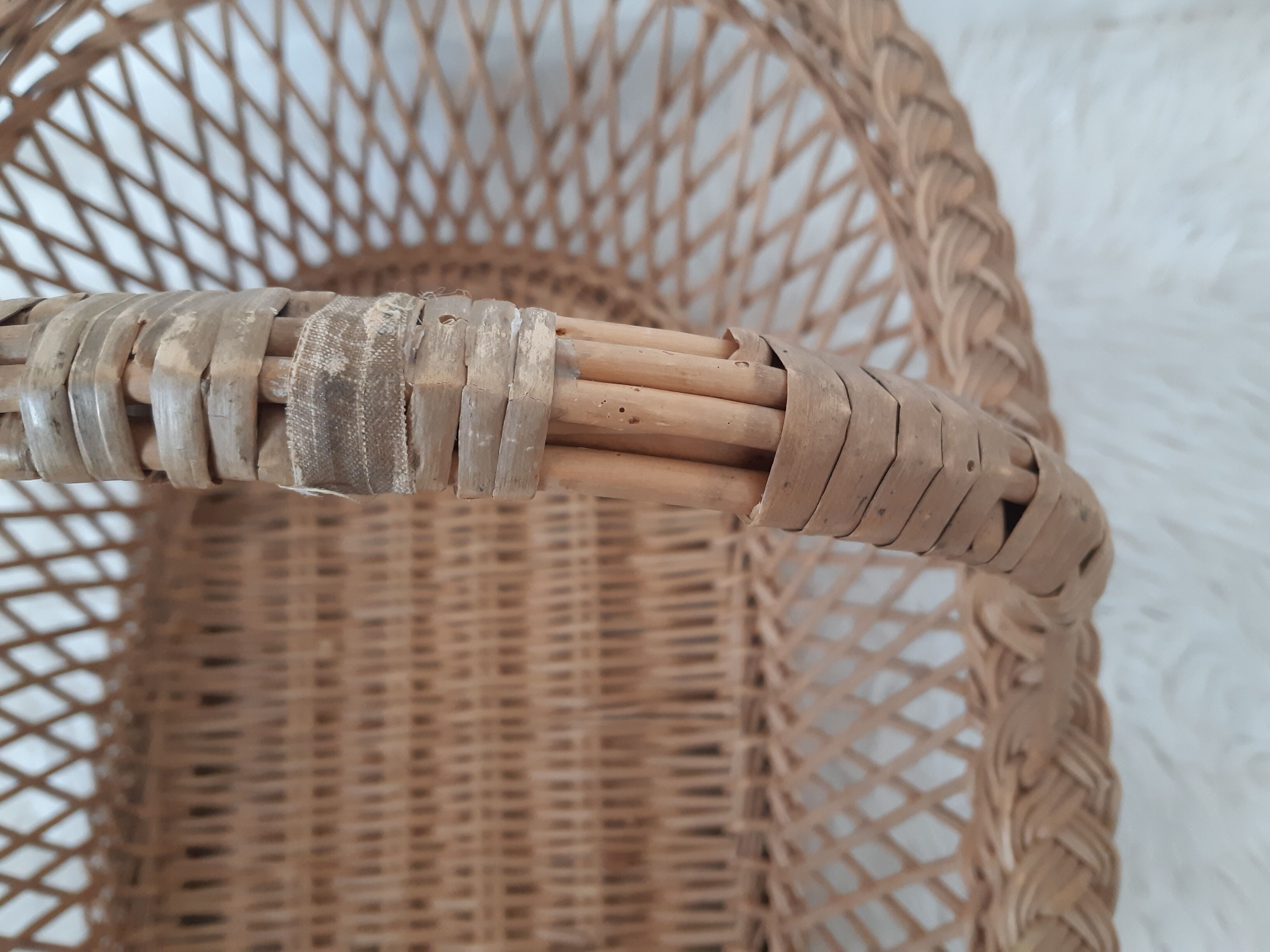 Corbeille, panier en rotin & osier, vintage français