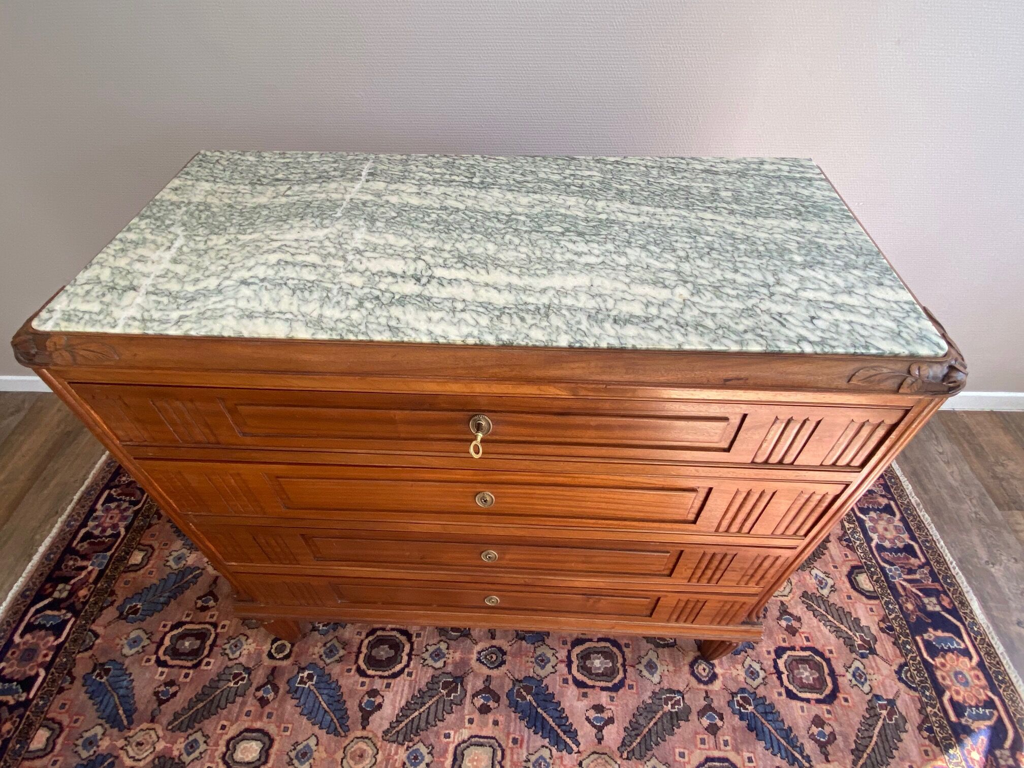 Dresser art deco top green veined marble