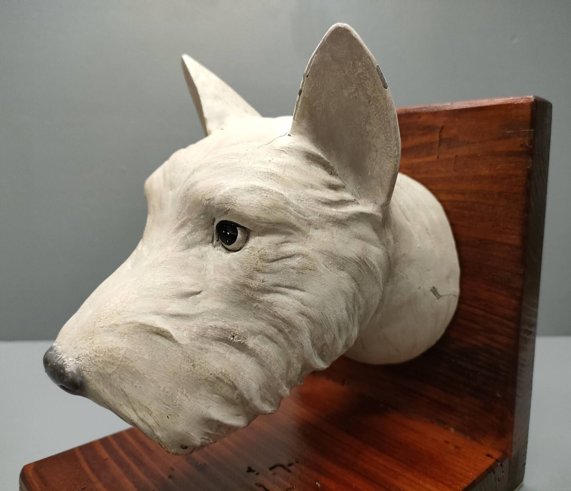 Dog head bookends ~ composite resin ~ vintage from the 70s/80s ~ england