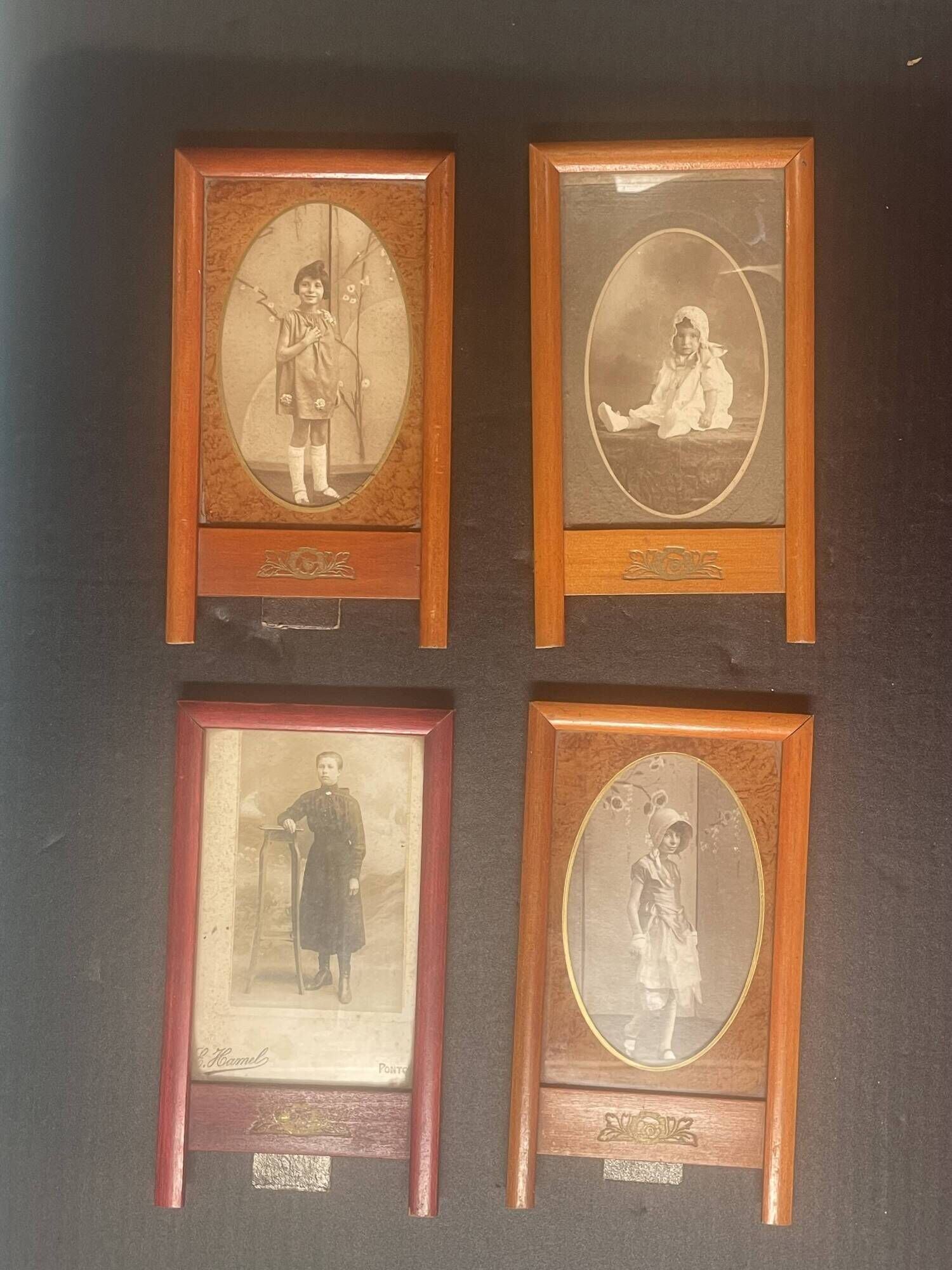 Set of 4 small wooden photo frames, standing frame
