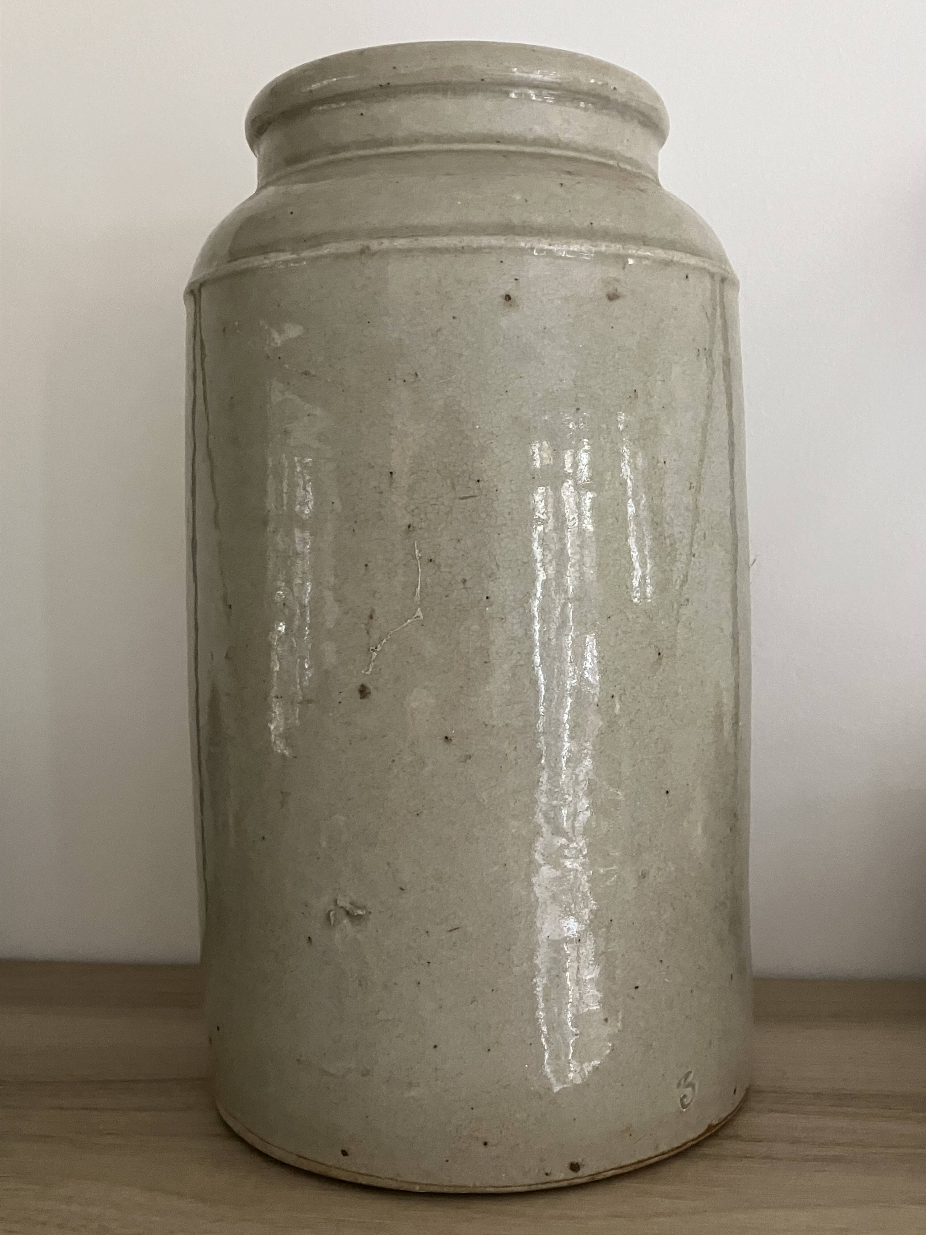 Large cylindrical pot in glazed stoneware