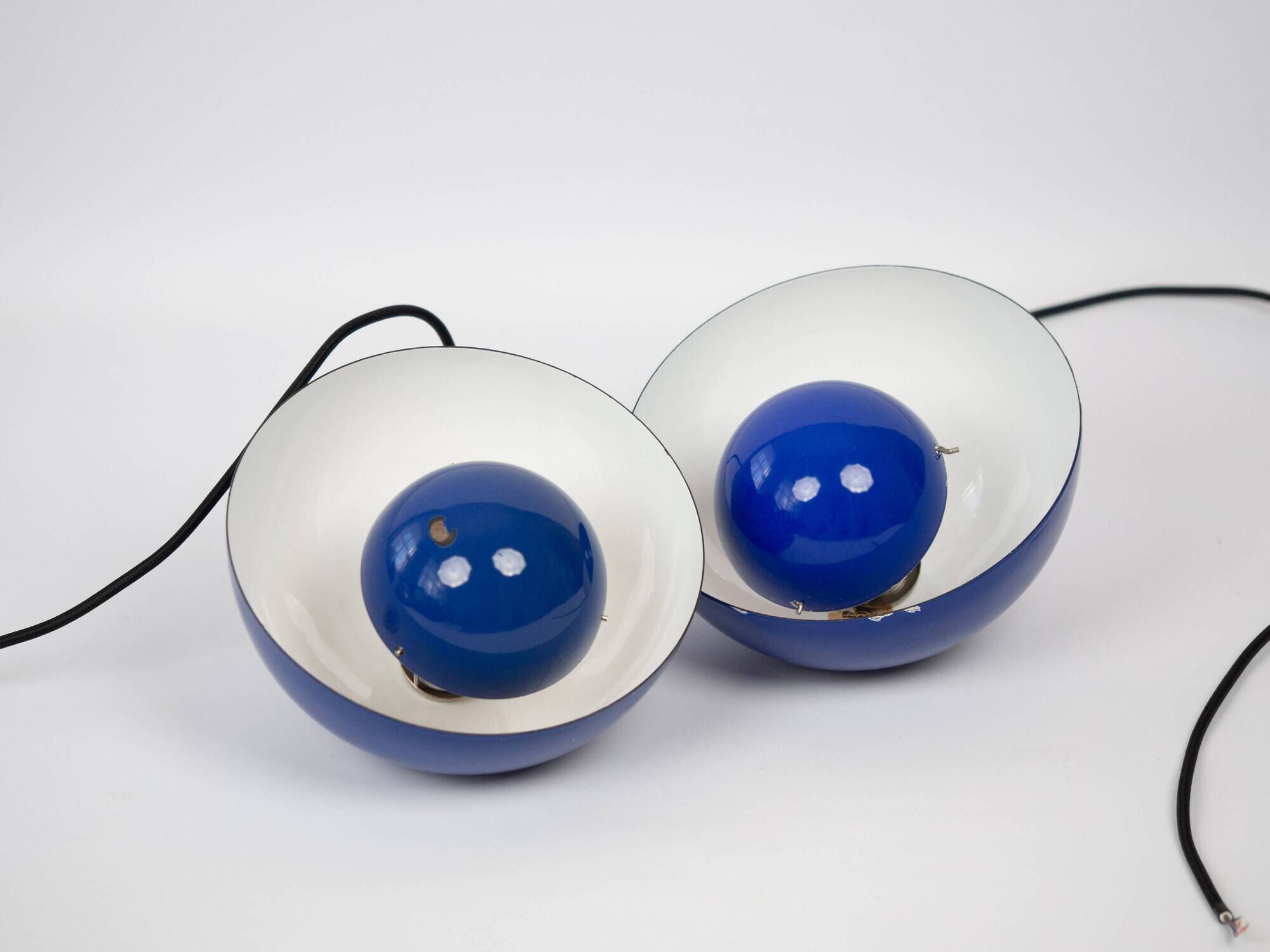 Pair of 2 Danish pendant lamps Flowerpots by Verner Panton, Louis Poulsen