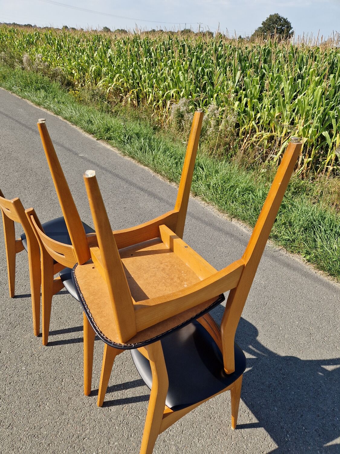 Set of 4 vintage Scandinavian style chairs from the 60s