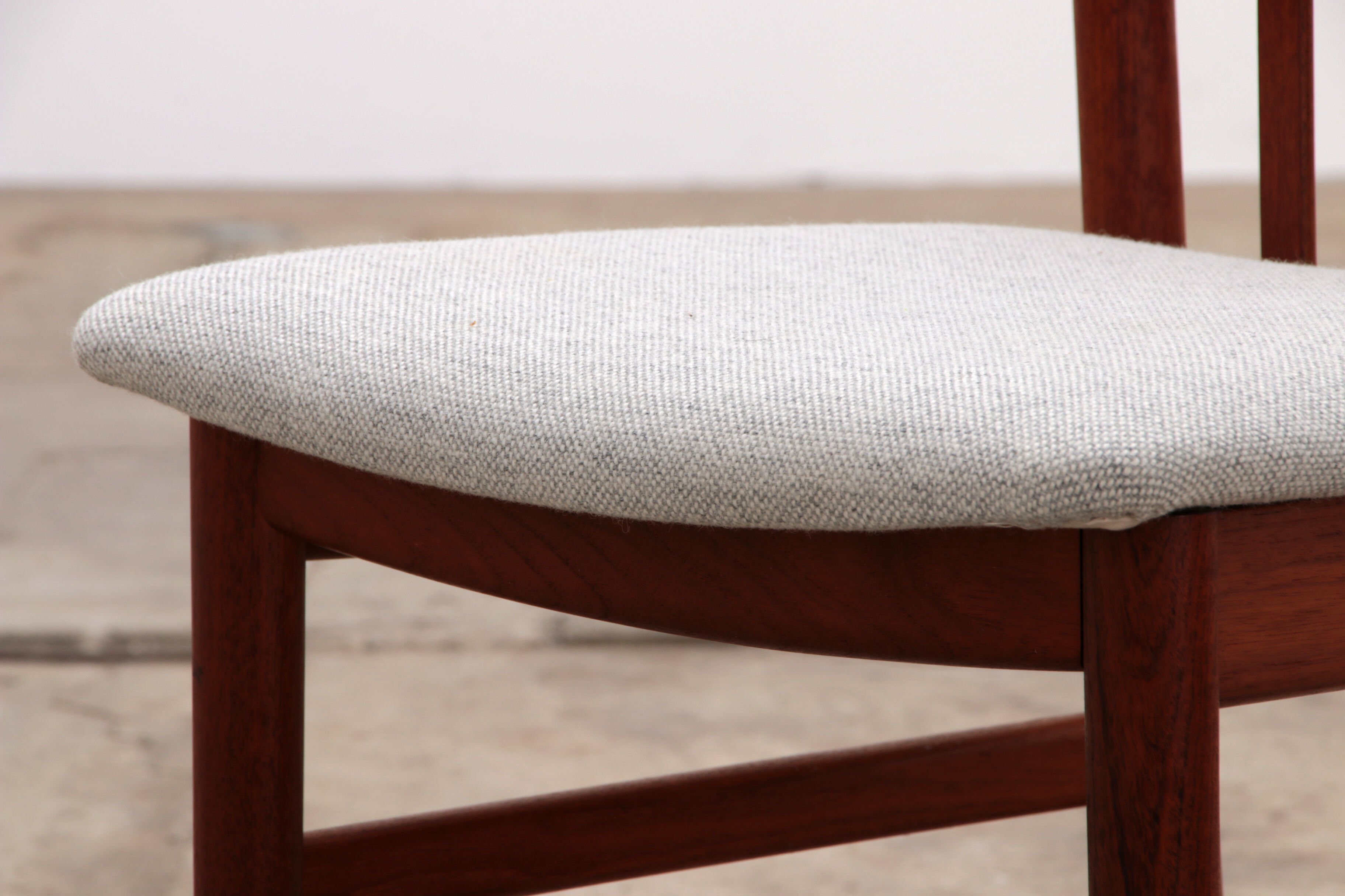 Danish set of 4 Kai Kristansen chairs and a table from Korup, 1960 Denmark.