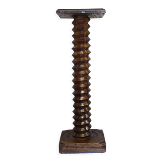 Fifth wheel press screw