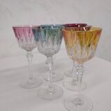 Verres à pied colorées