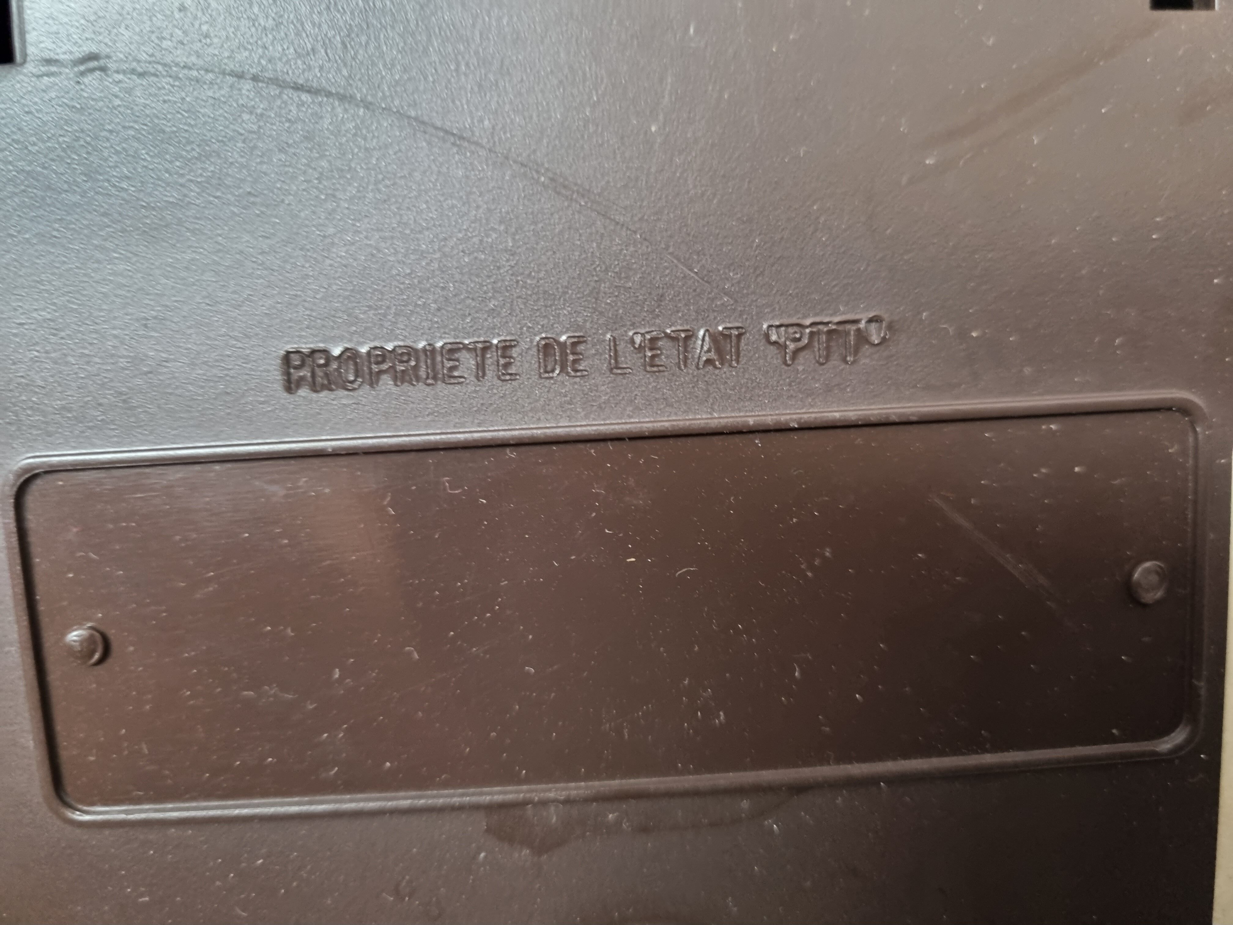 Vintage 1987 key phone