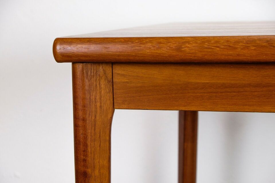 Danish teak meal table 60's with extension cords