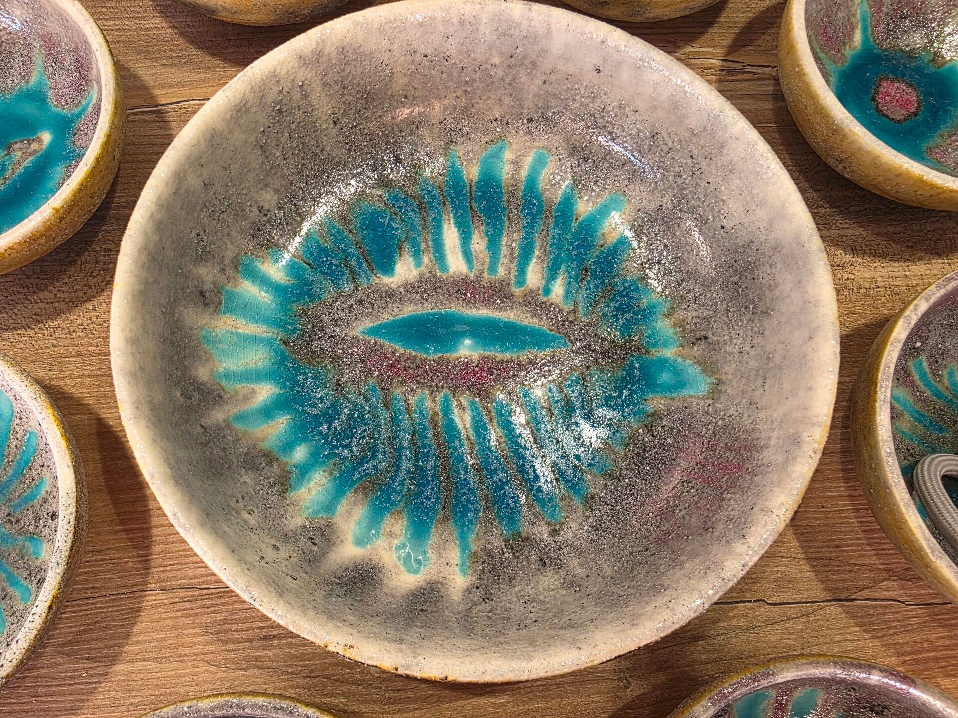 Magnificent vintage service in Vallauris fat lava from the 60s-70s, signed.