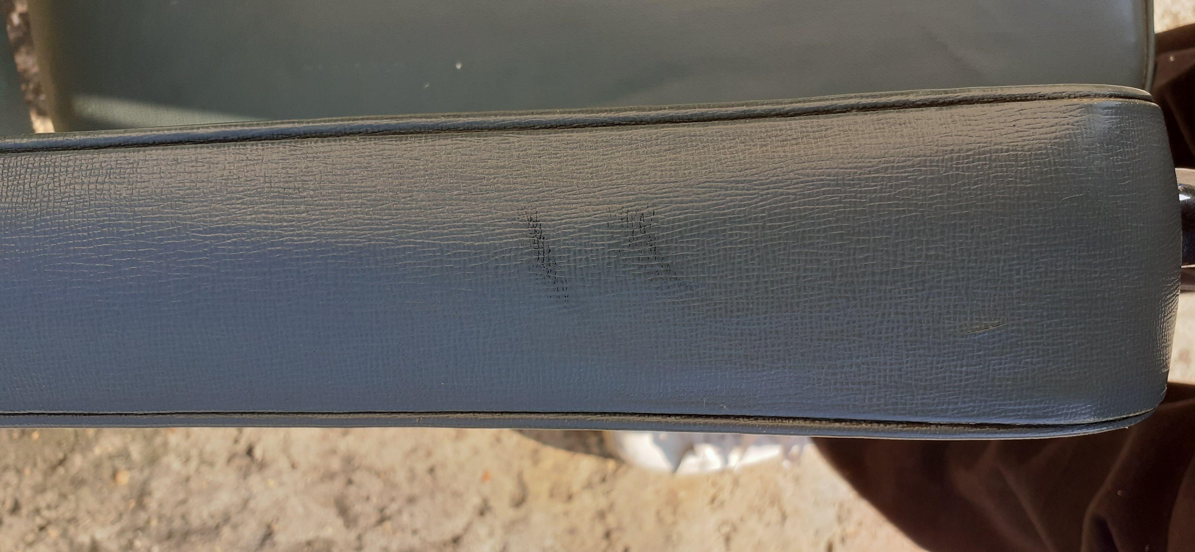 INDUSTRIAL ARMCHAIR RONEO express delivery