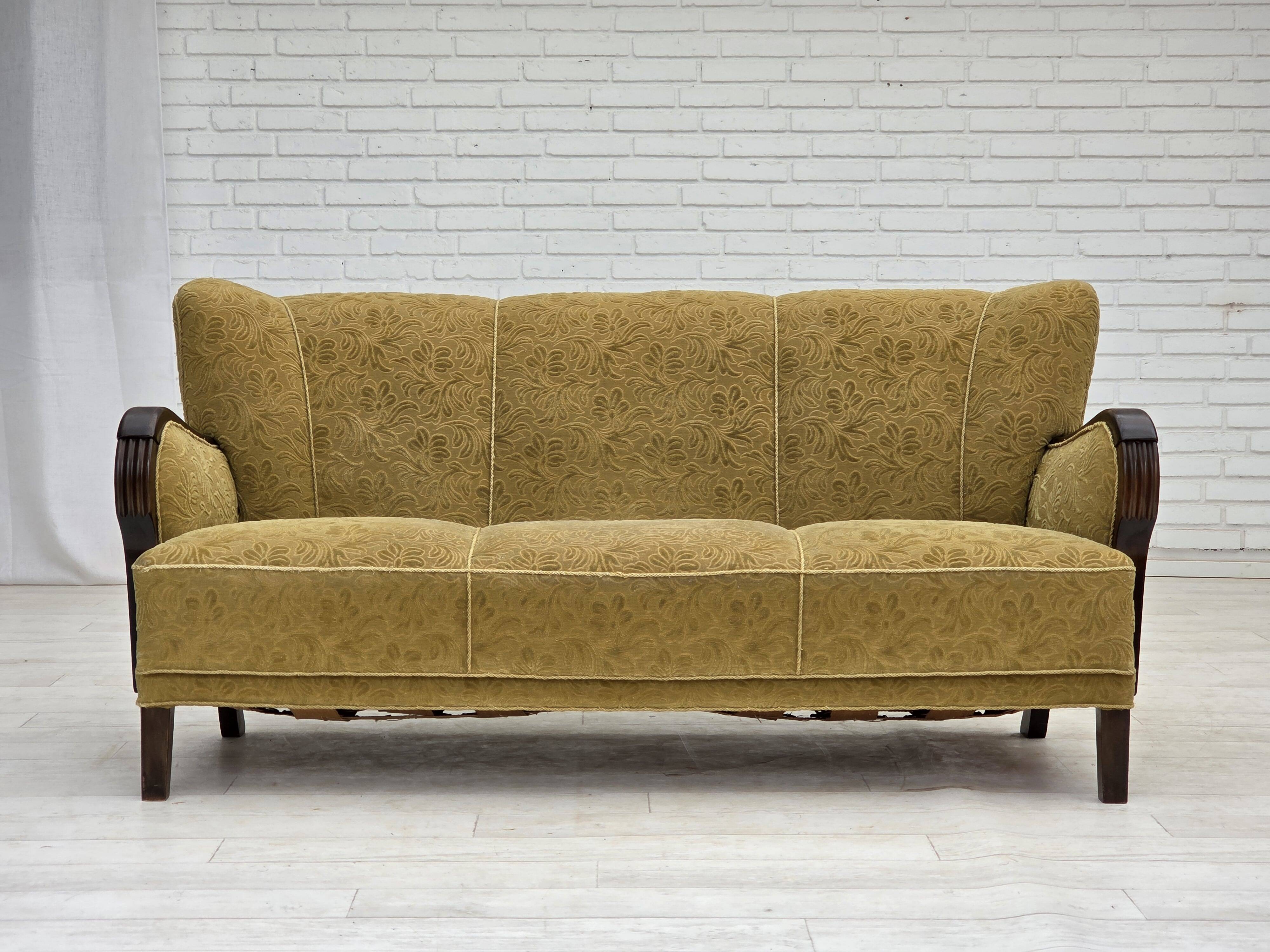 1960s, Danish 3-seater sofa, original condition, wool/cotton fabric.