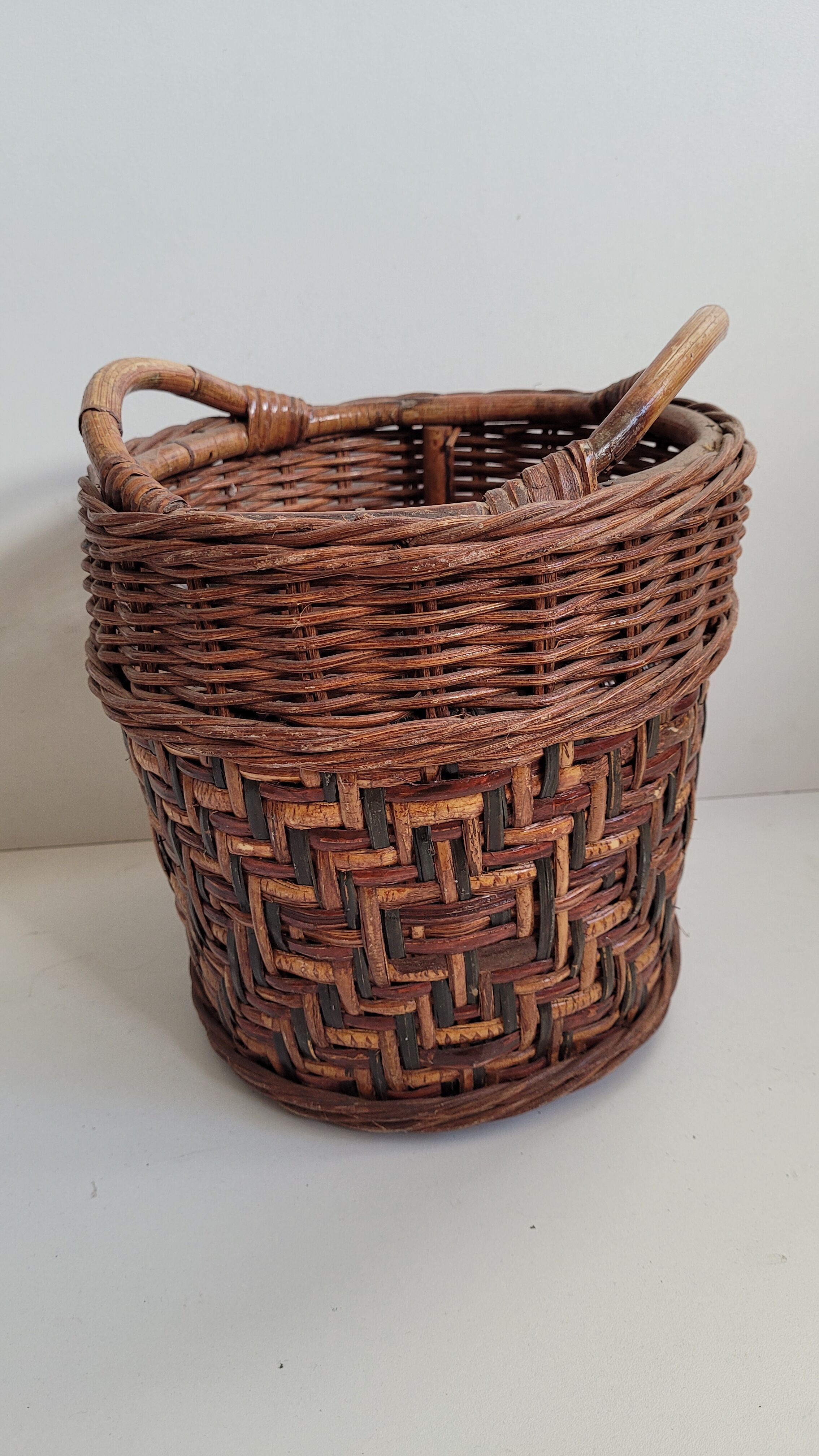 Wooden rattan basket