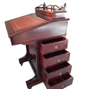Elegante Scrittoio "Davenport" in Mogano