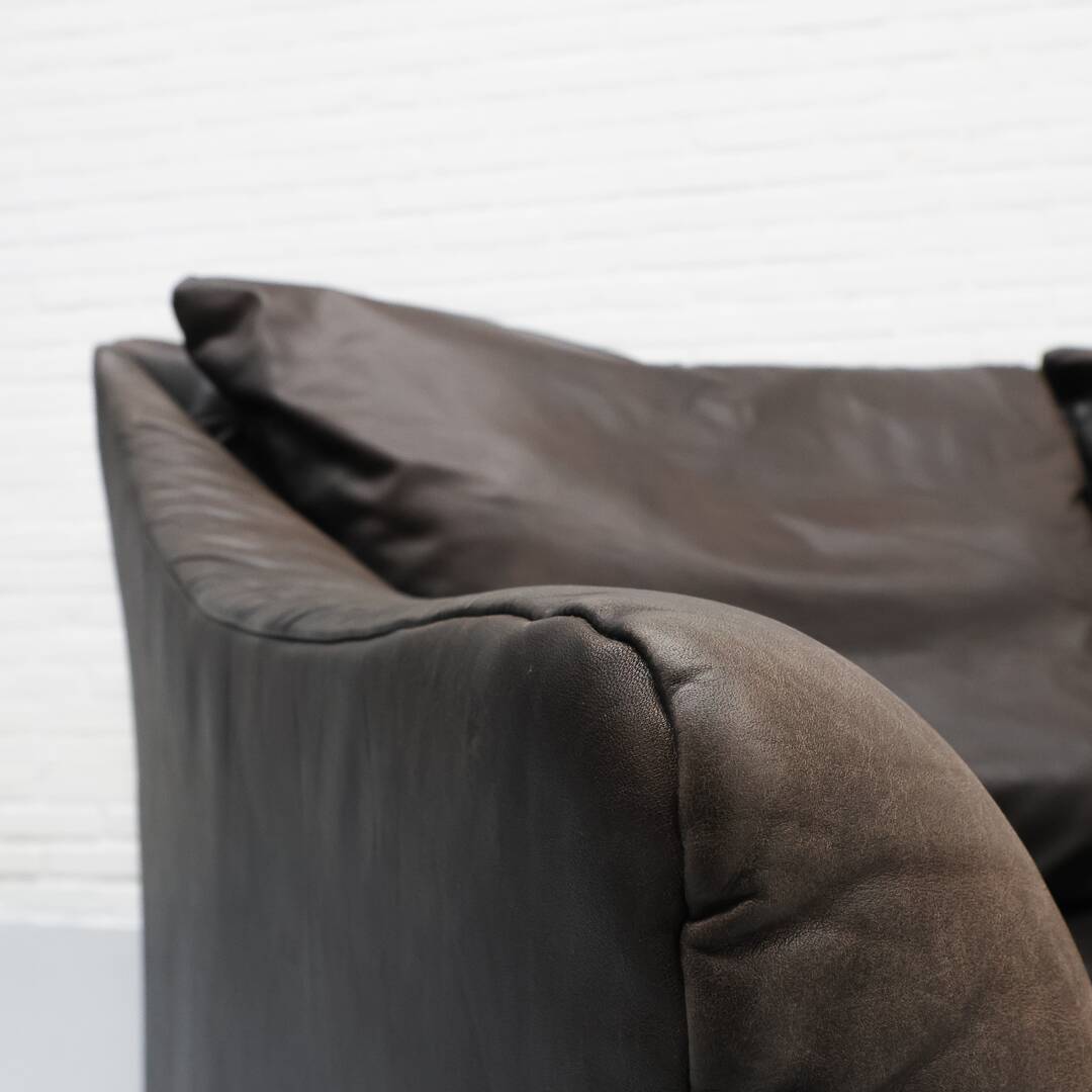 Canapé deux places en cuir par COR années 1970