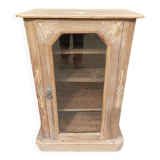 Showcase in solid wood