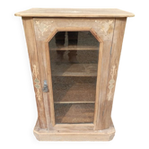 Showcase in solid wood