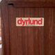 Armoire à rideau scandinave en teck vintage