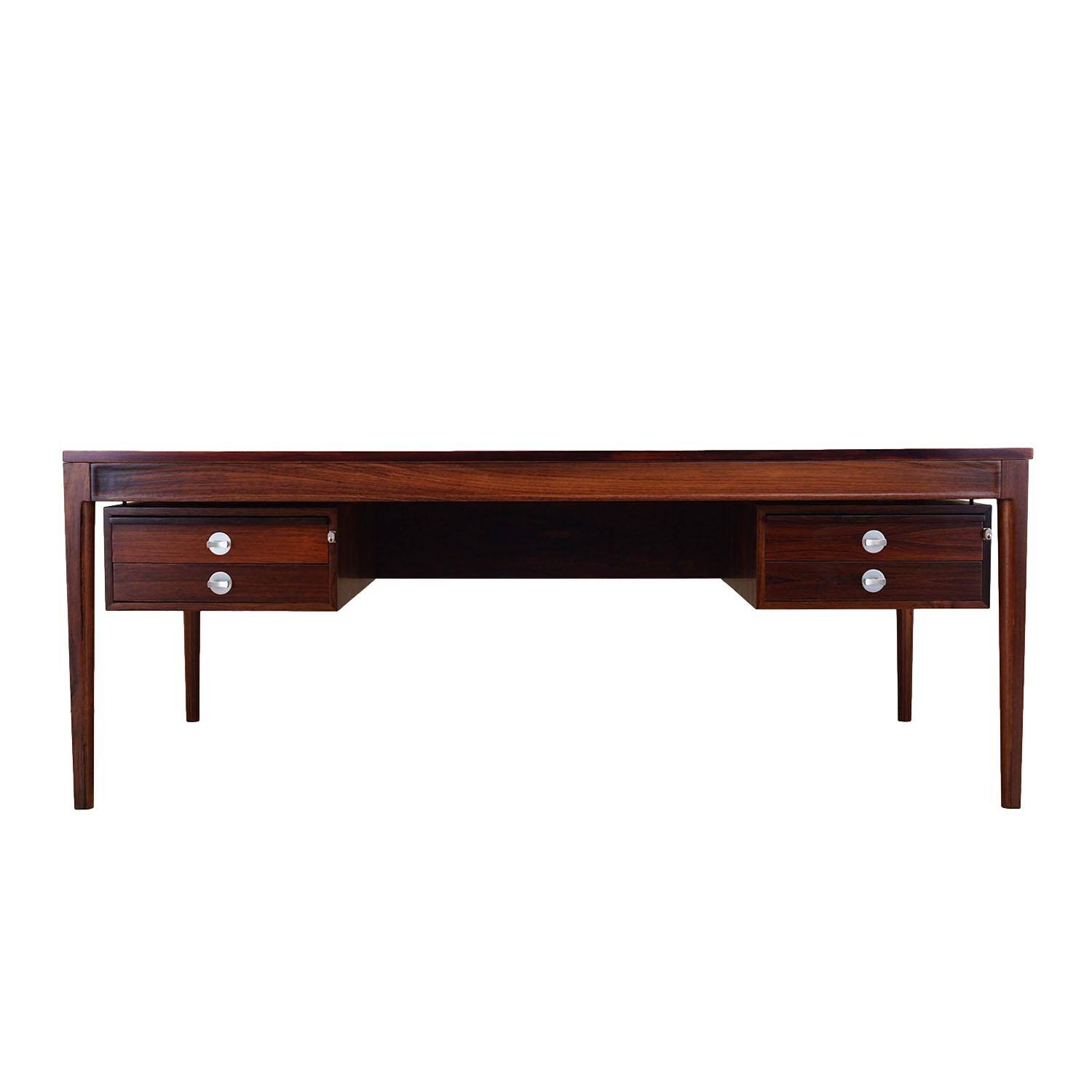 Diplomate rosewood desk, 1970s, designer: Finn Juhl, France & Son