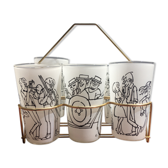 Set of glasses drawn by Cabù