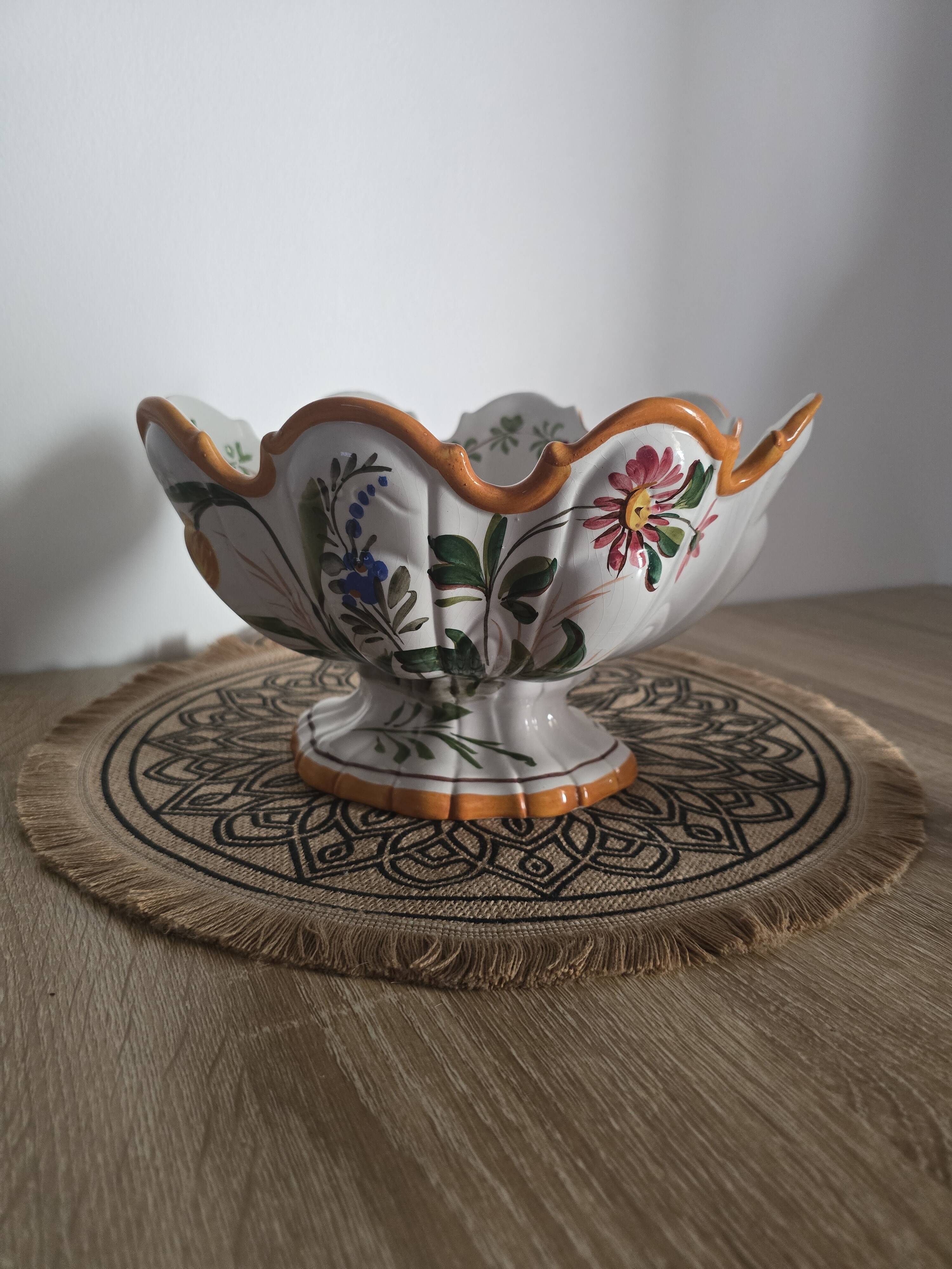 Vintage fruit bowl in Italian faience from BASSANO – Signed