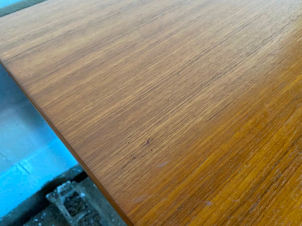 Scandinavian extendable table in vintage teak an60