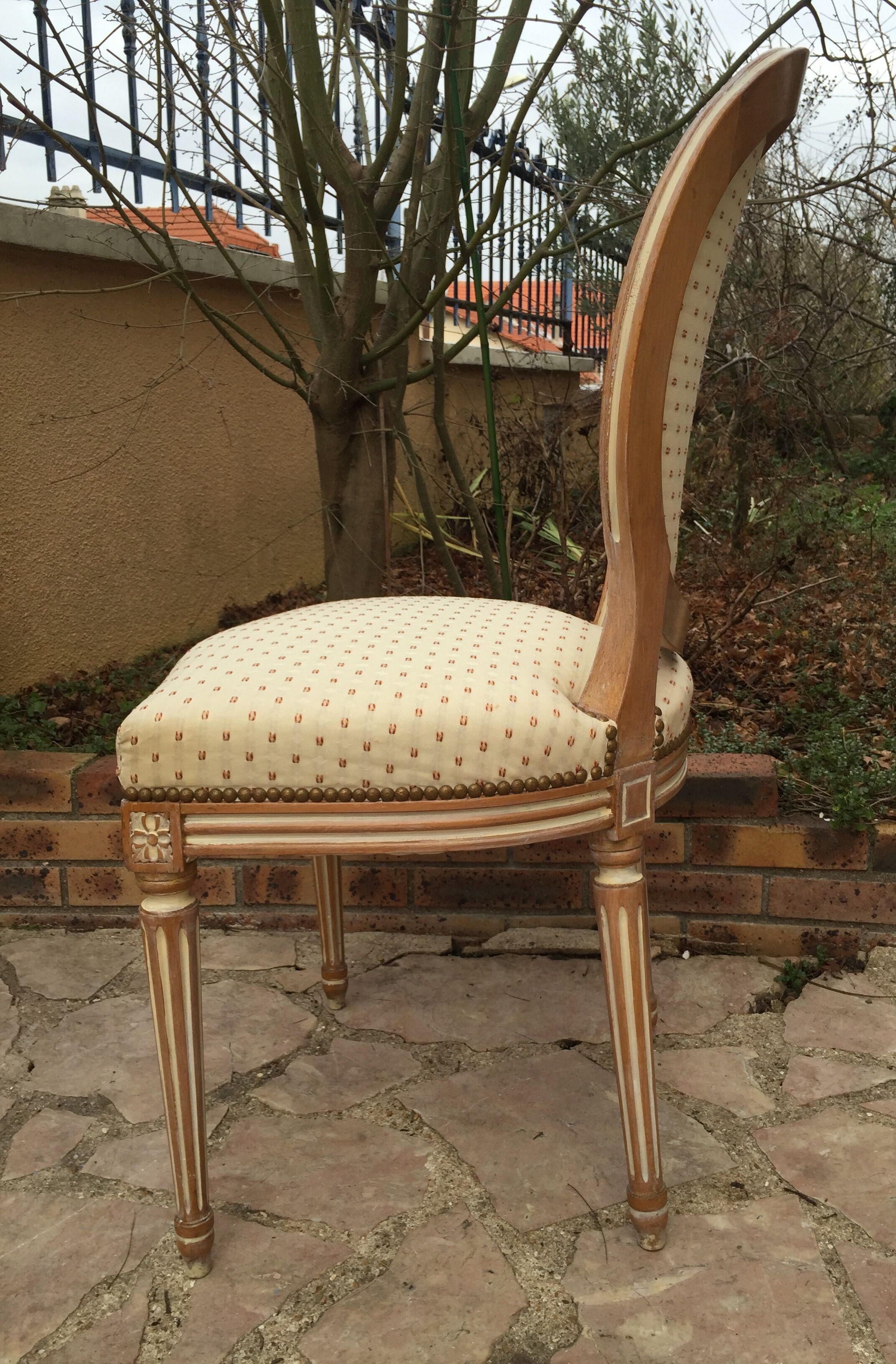 Set of three chairs Louis XVI