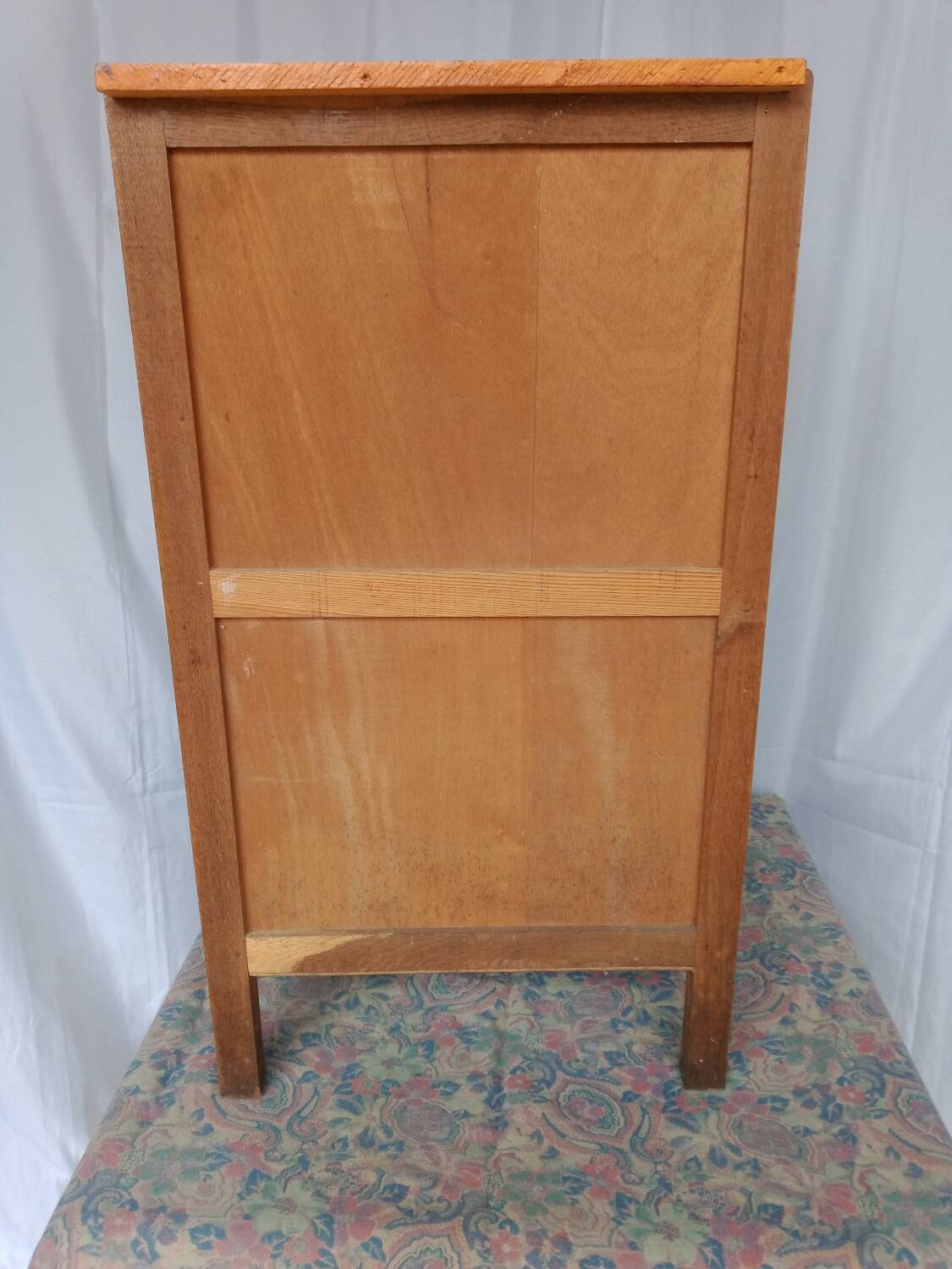 1950s storage unit with one drawer and one door