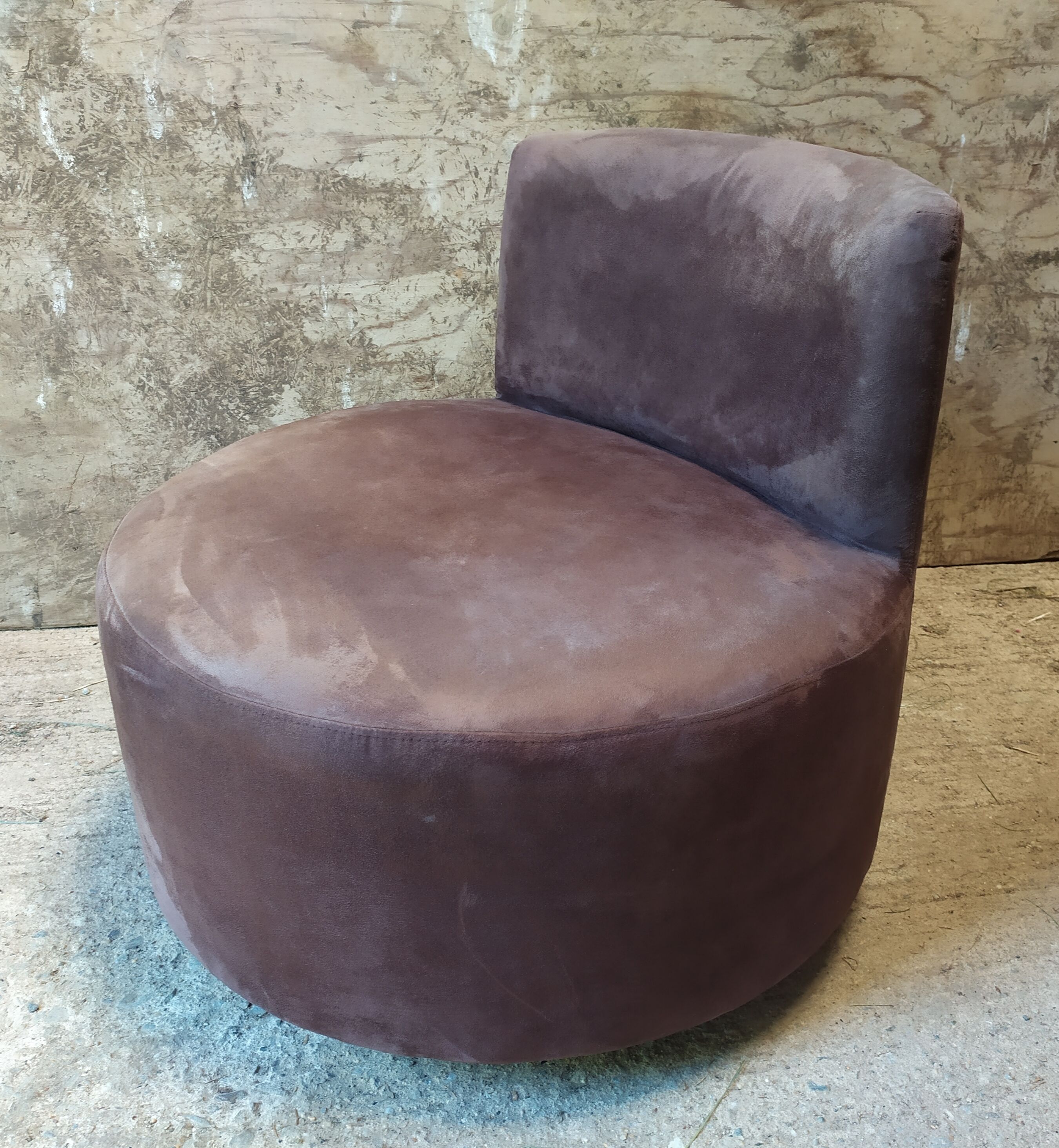 Swivel chair