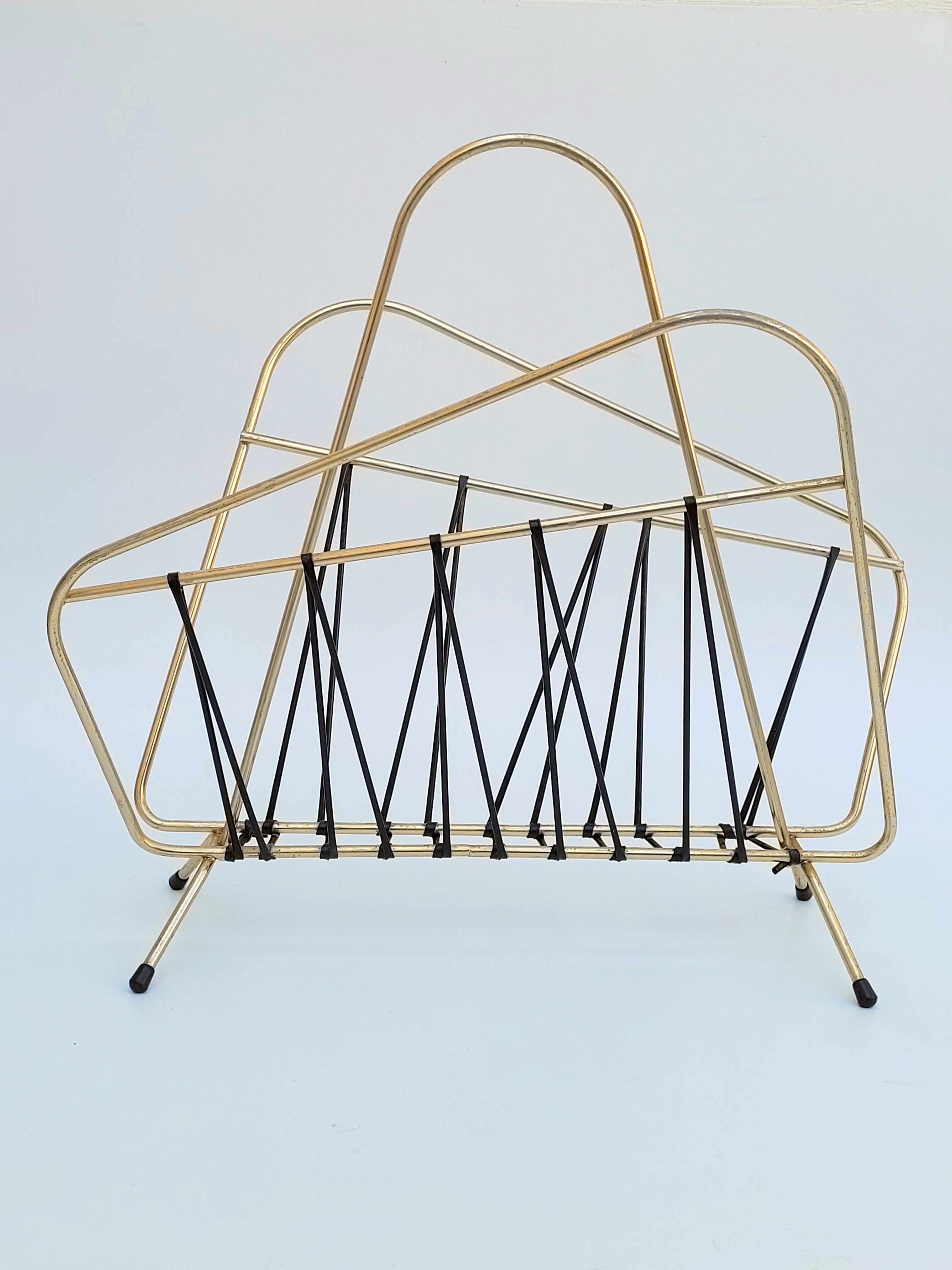 Magazine holder vintage brass wire and scoubidou 1950