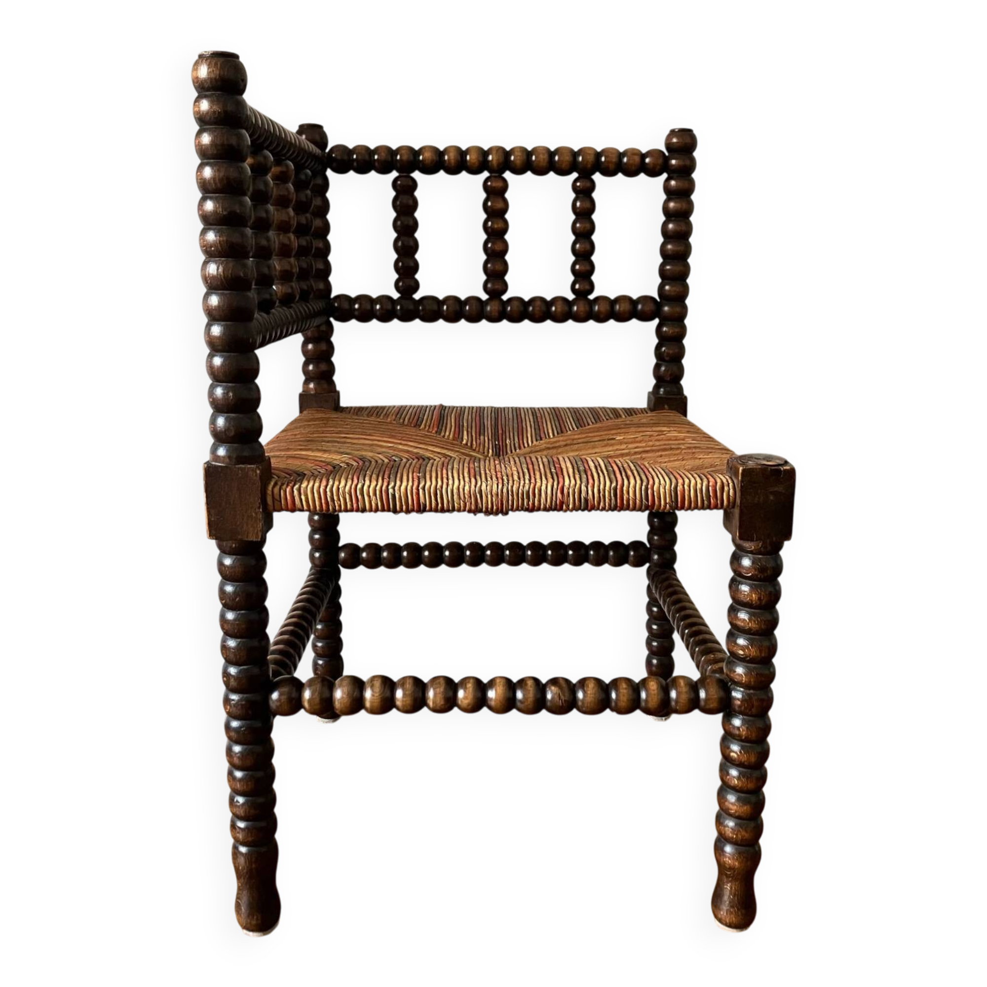 Turned wood corner chair