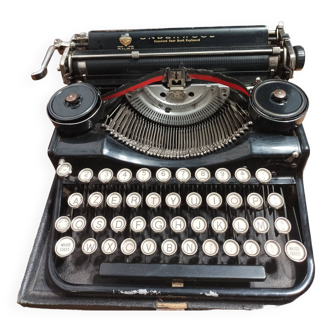 Underwood portable typewriter