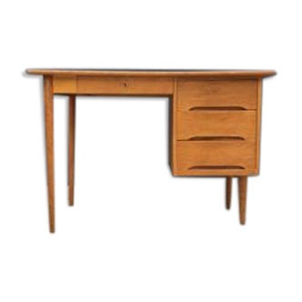 Vintage Scandinavian office