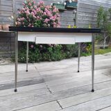 Formica table 2 chairs 2 stools