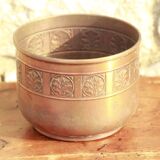 Cache pot