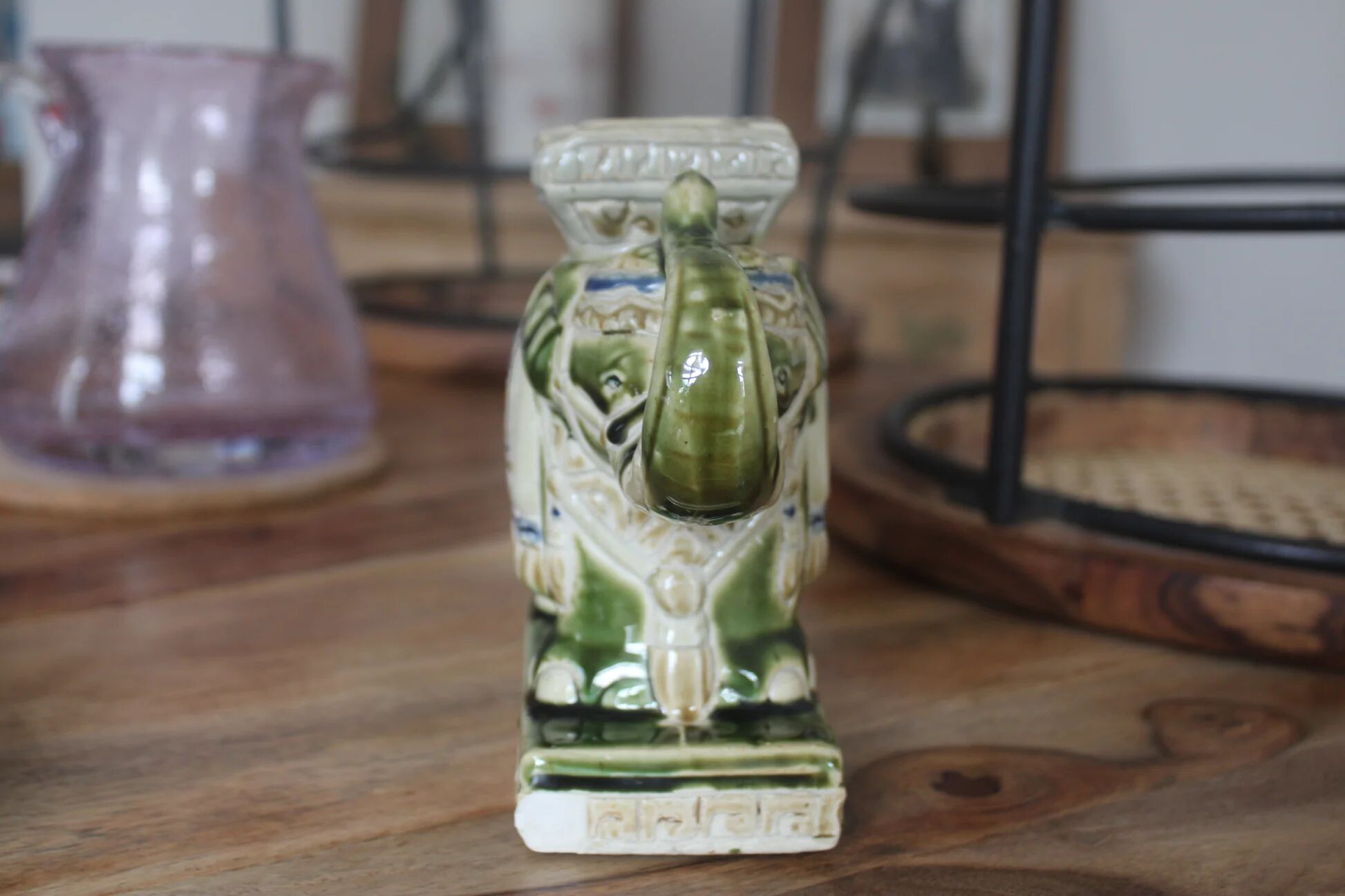 Vintage elephant ashtray in glazed ceramic – Green, cream and blue – Asian decor