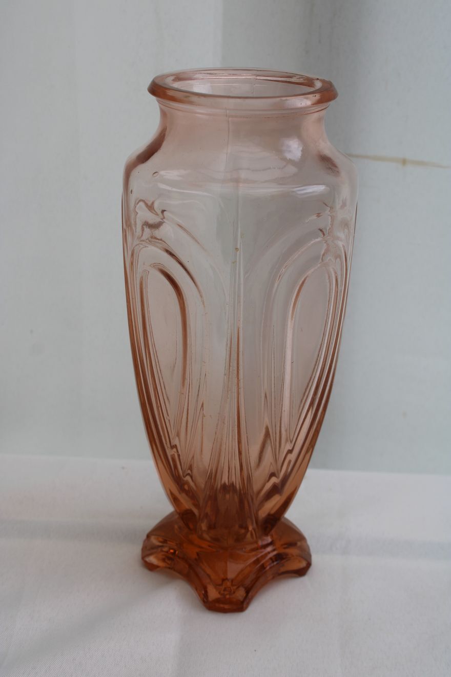 Glass vase