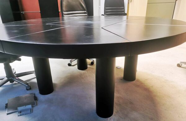 Table CEO Cube Meeting Round, Poltrona Frau