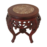 Table d'appoint en bois sculpté, dessus de marbre rouge enchâssé