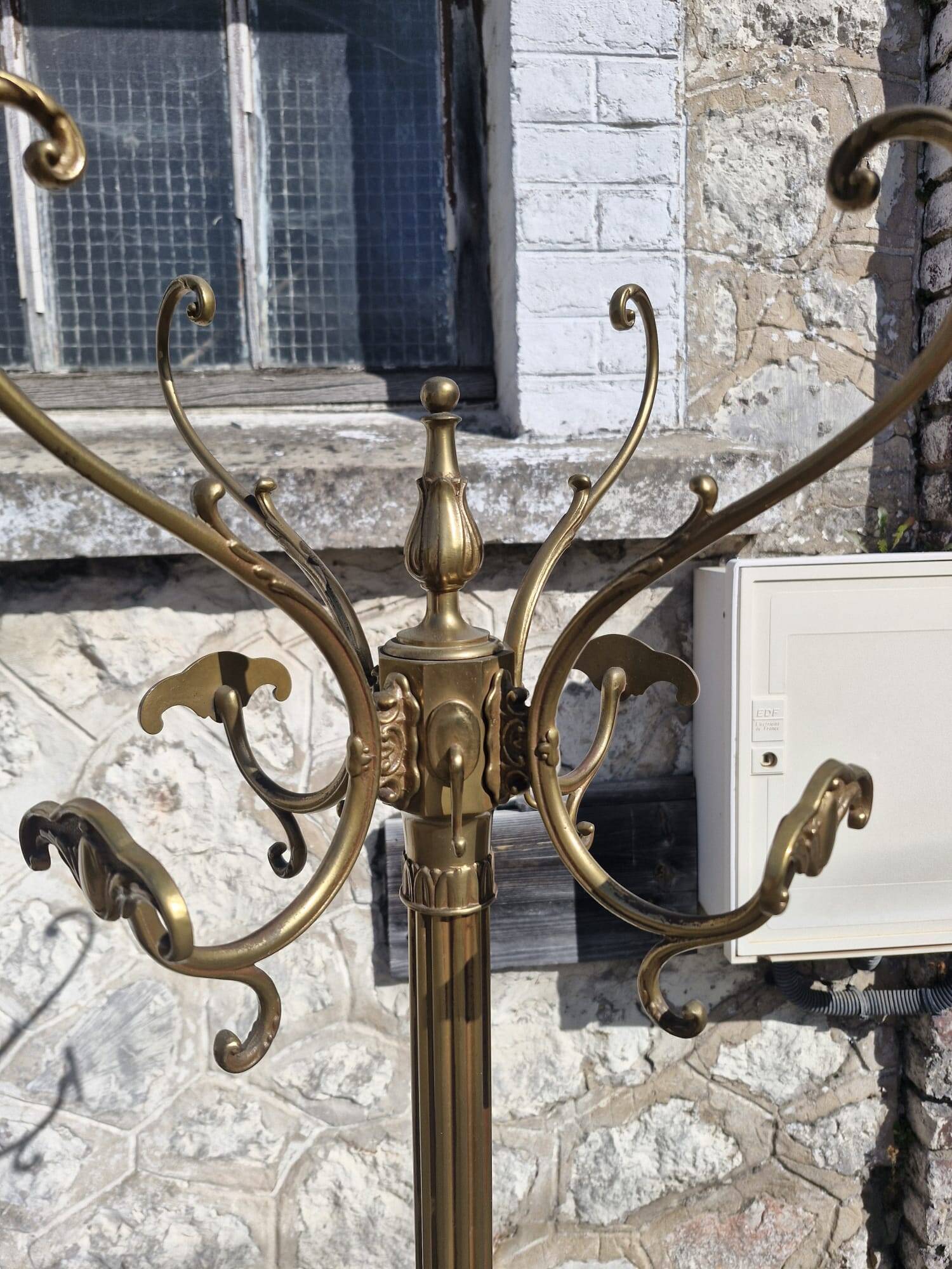 Coat rack