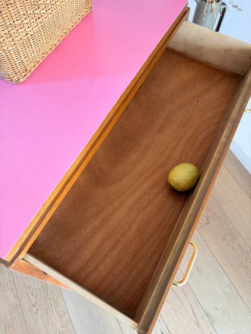 Vintage "Raspberry" chest of drawers