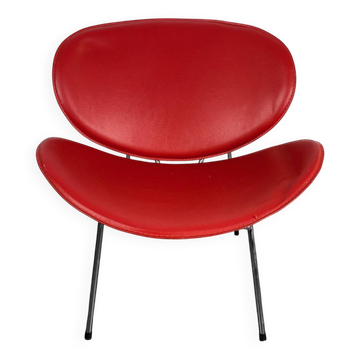 Red lounge chair in the style of Pierre Paulin 1980.