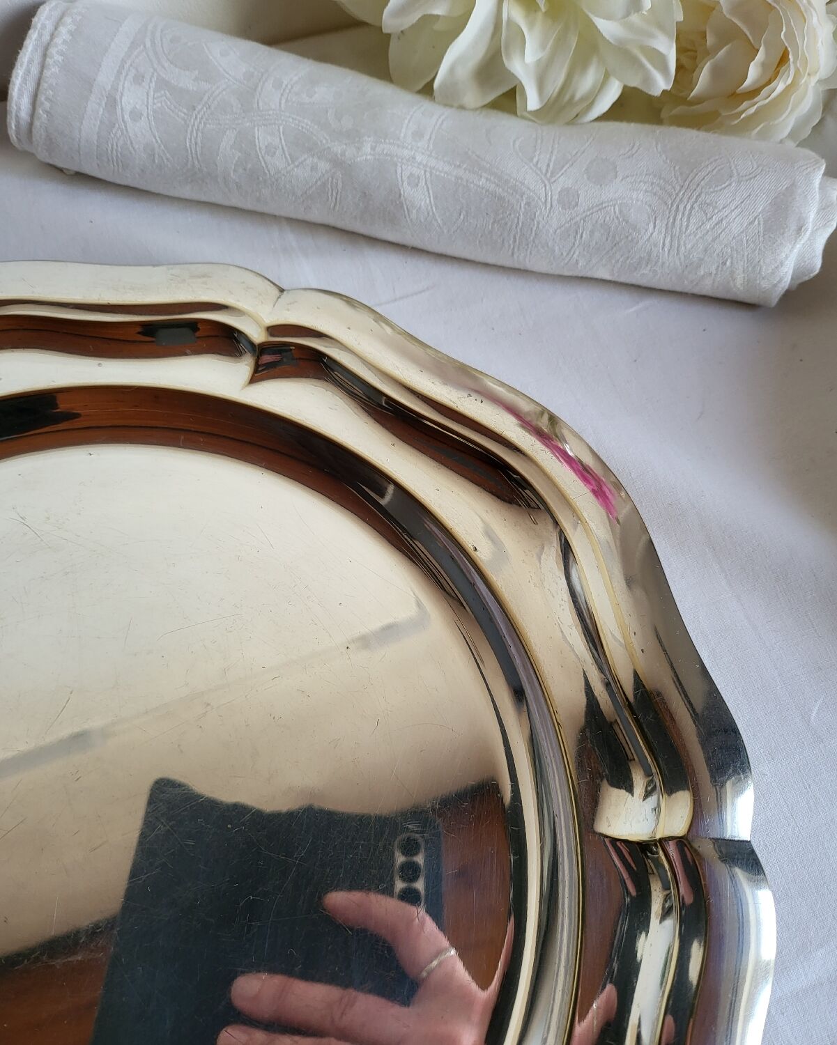 Plat de Service Rond en métal argenté Quist Alpacca