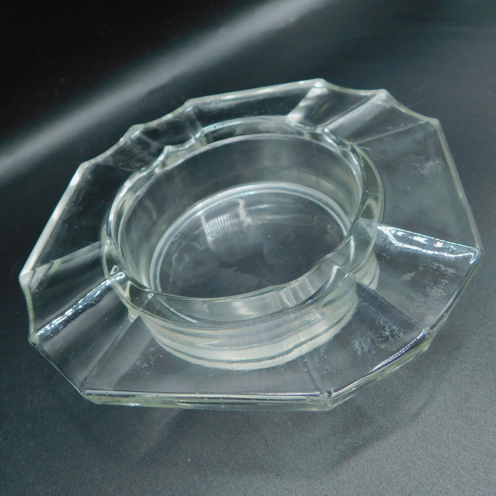 Thick glass ashtray from the 1920s - Octagon