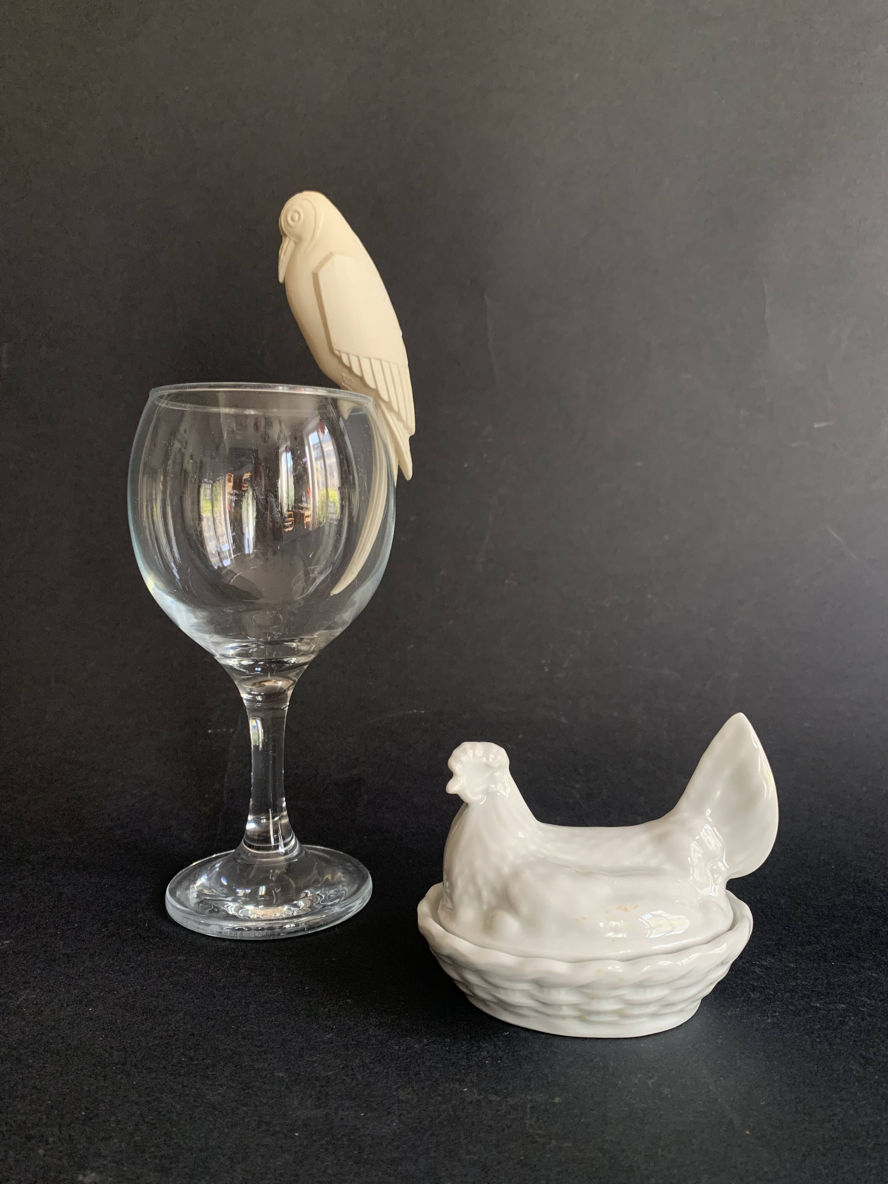 Mini terrine poule en porcelaine blanche ancienne