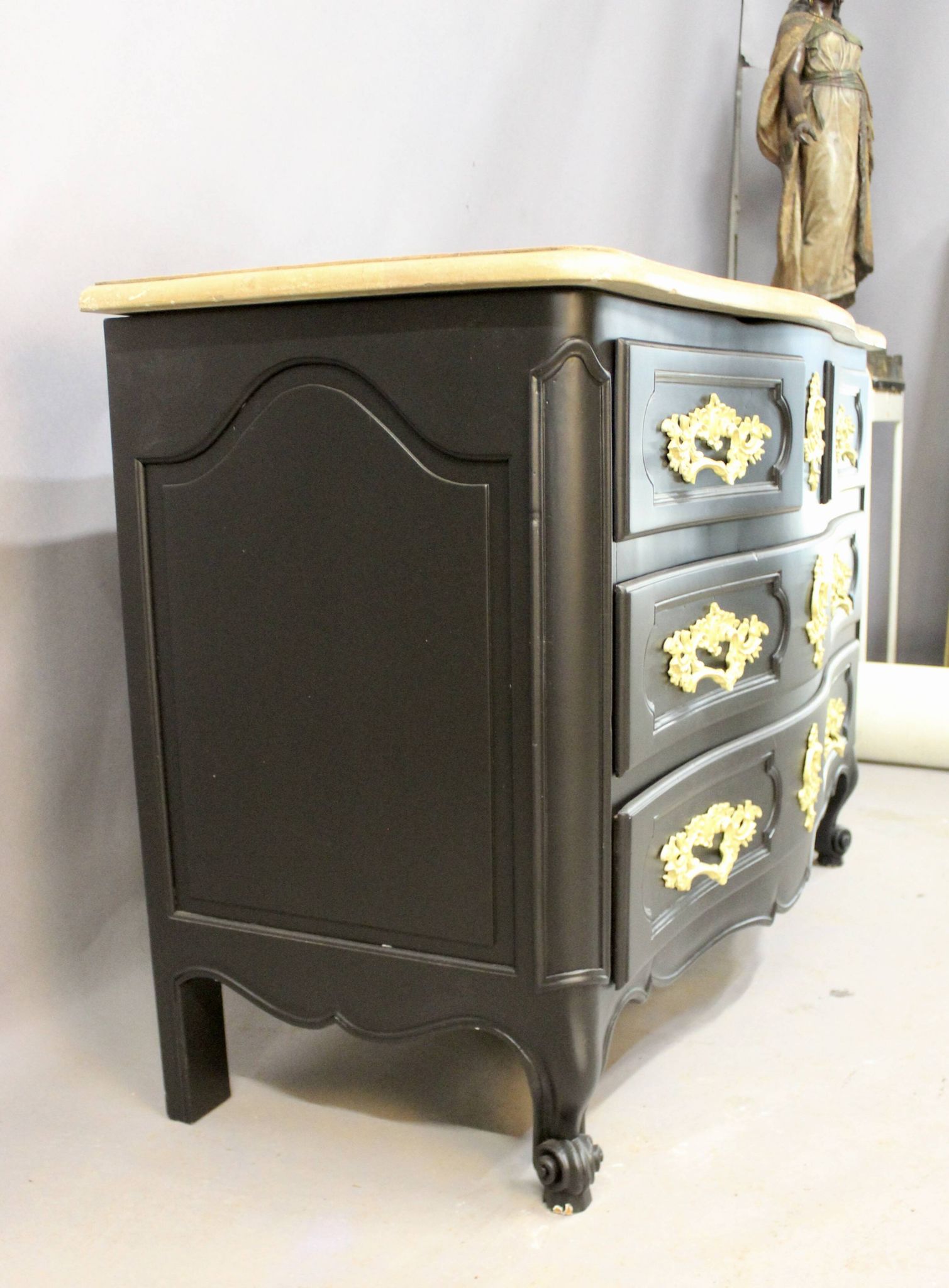 Curved Chest of Drawers in Black Lacquered Finish
