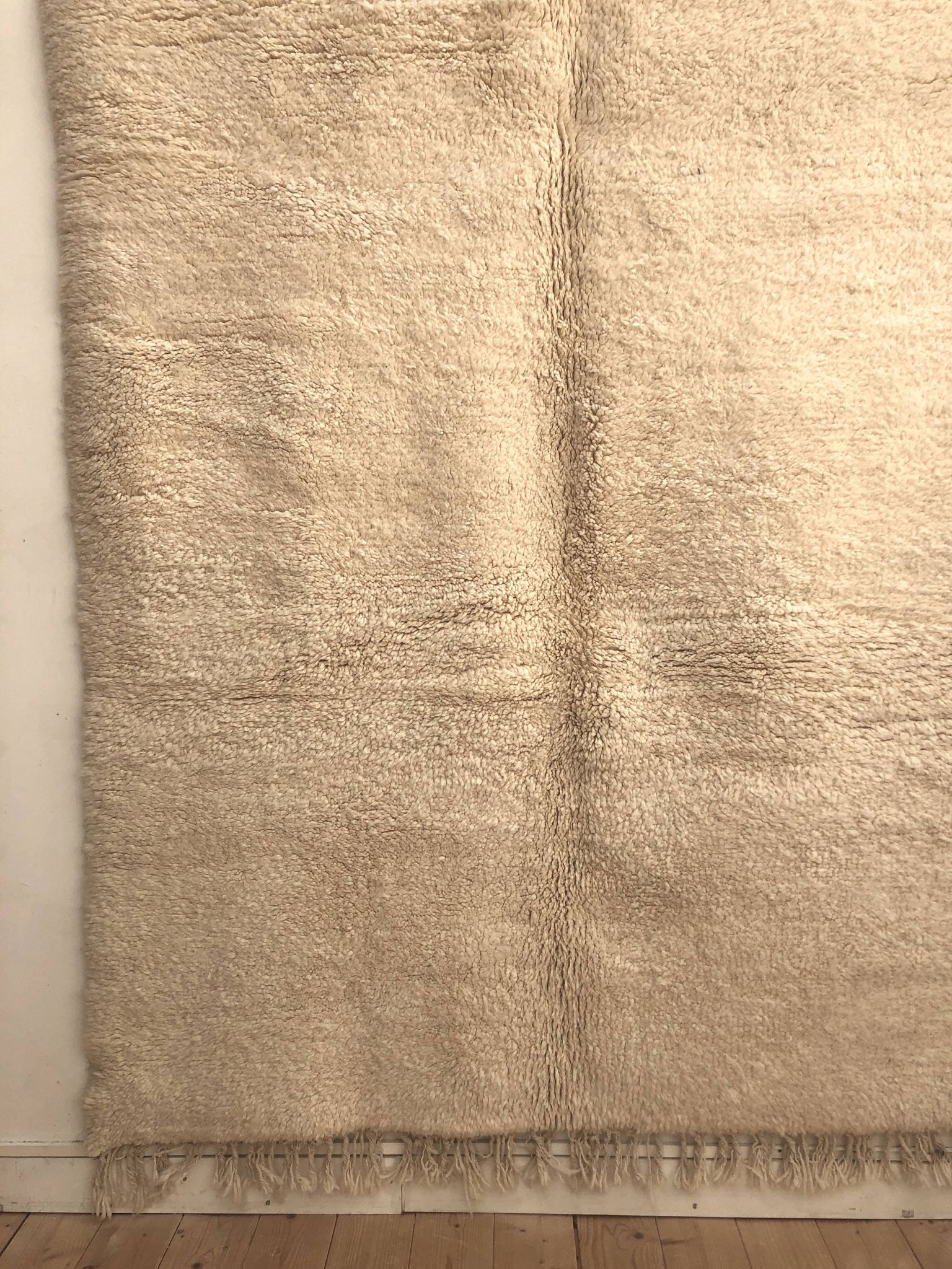 Moroccan Berber carpet Beni Ouarain un motifless 2,46x1.67m