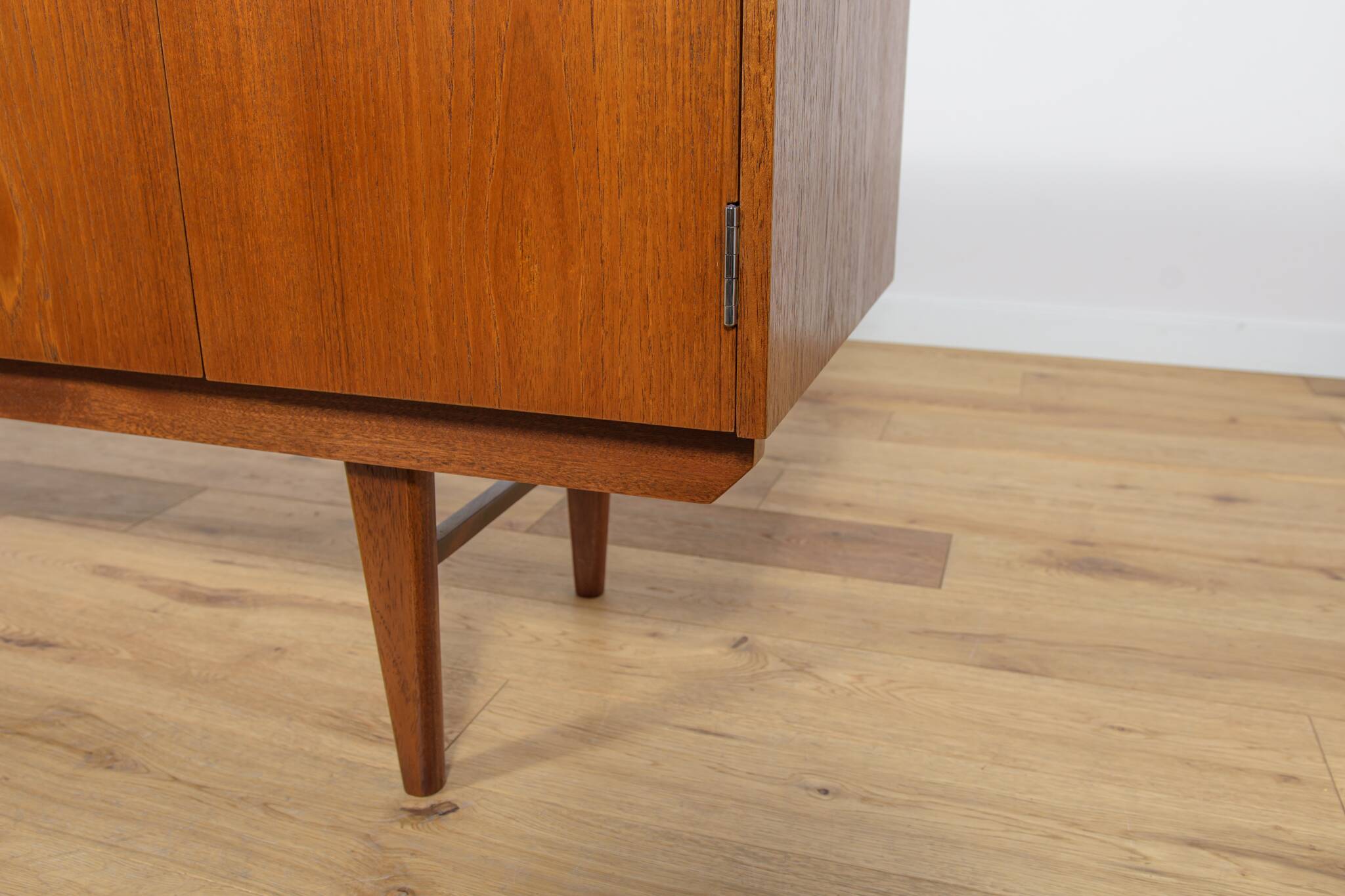 Small Mid-Century British Teak Sideboard, 1960s